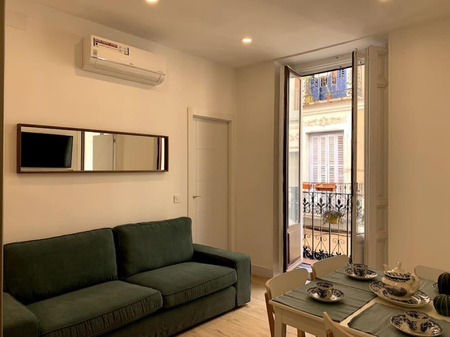 Apartamento Vip VI En Madrid Centro Apartman Kültér fotó