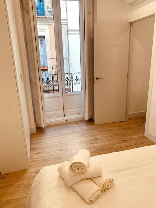 Apartamento Vip VI En Madrid Centro Apartman Kültér fotó