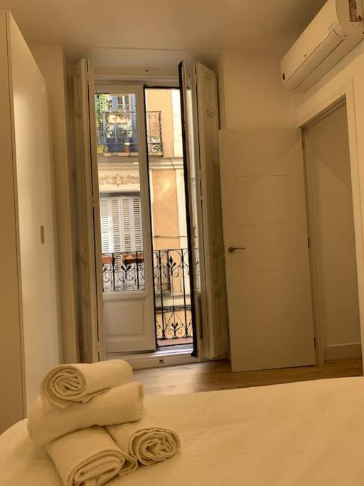 Apartamento Vip VI En Madrid Centro Apartman Kültér fotó